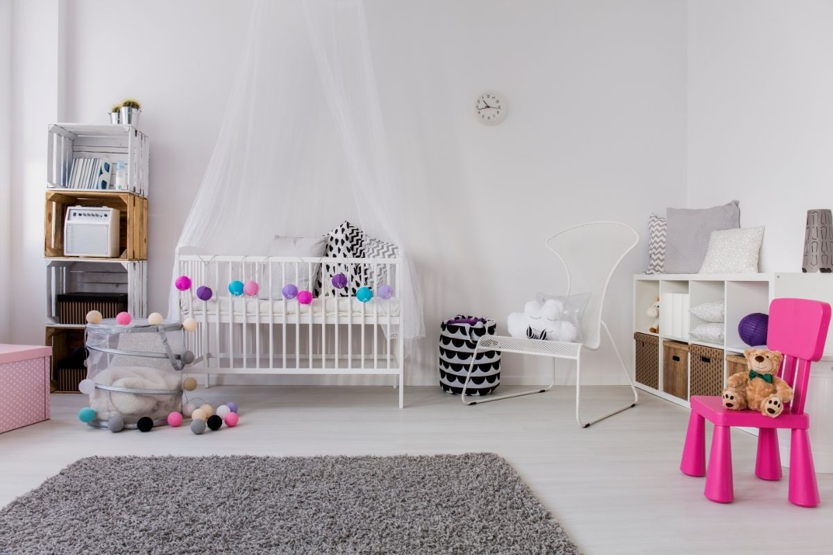 Decoração de quanto de bebê menina