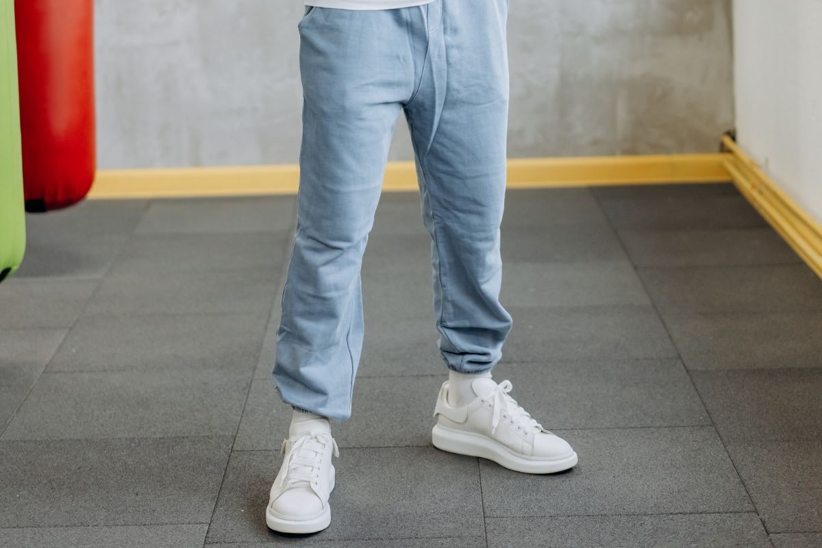 calça jogger - Reprodução Canva calça jogger - Reprodução Canva