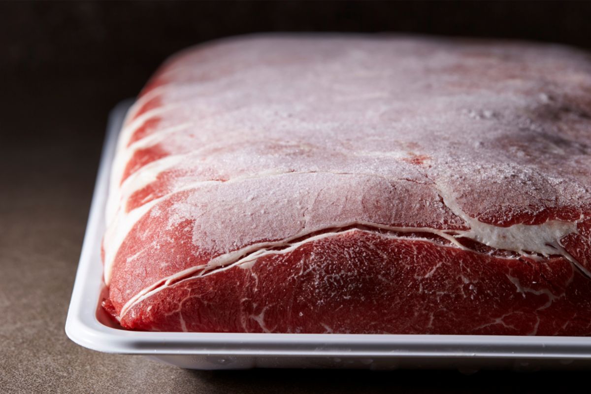10 erros que aumentam o risco de contaminação alimentar1