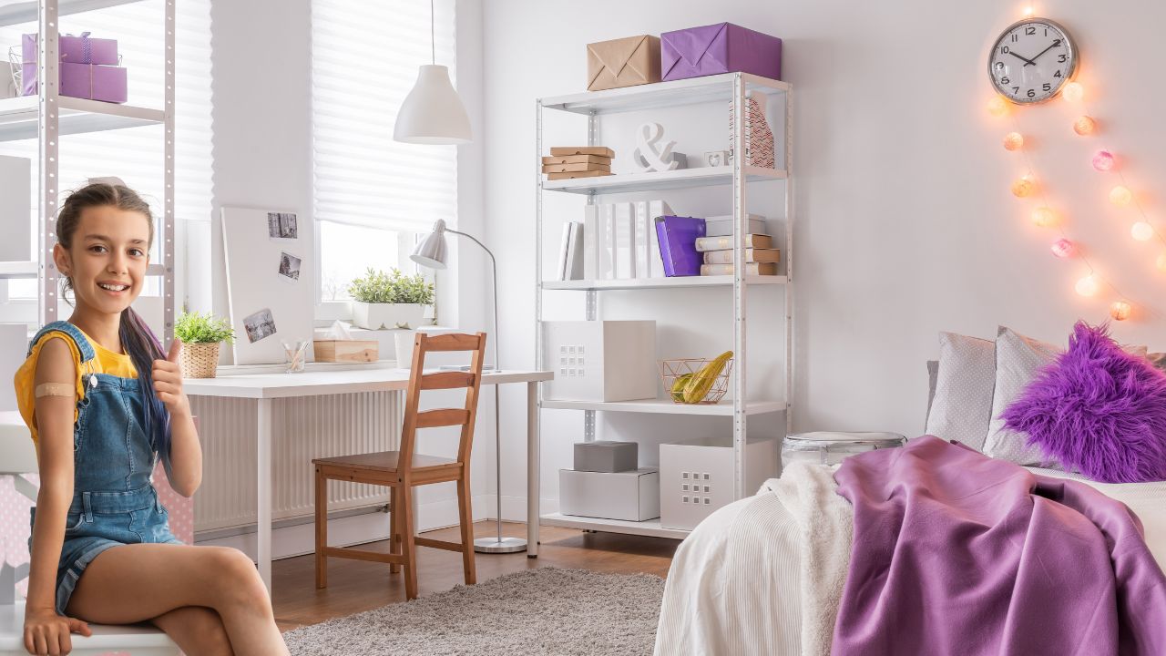 Decoração de quarto de adolescente menina.